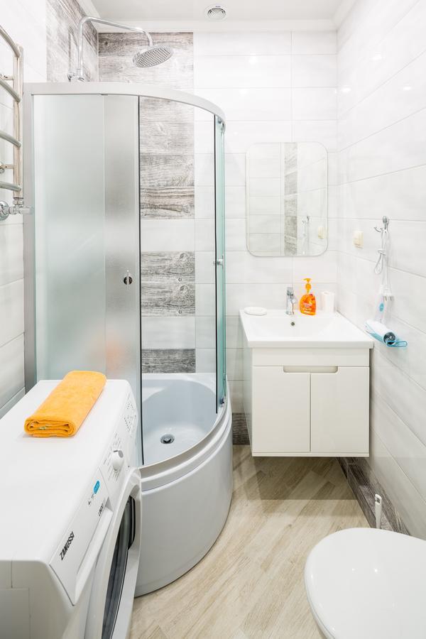 Leogrand Vip Apartments On Udatnogo 4 Lviv Ngoại thất bức ảnh